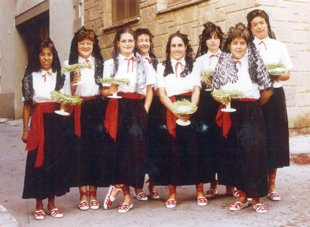 Captadores d'Arenys de Mar, 1986. Autor desconegut. Arxiu Històric Fidel Fita, Arenys de Mar.